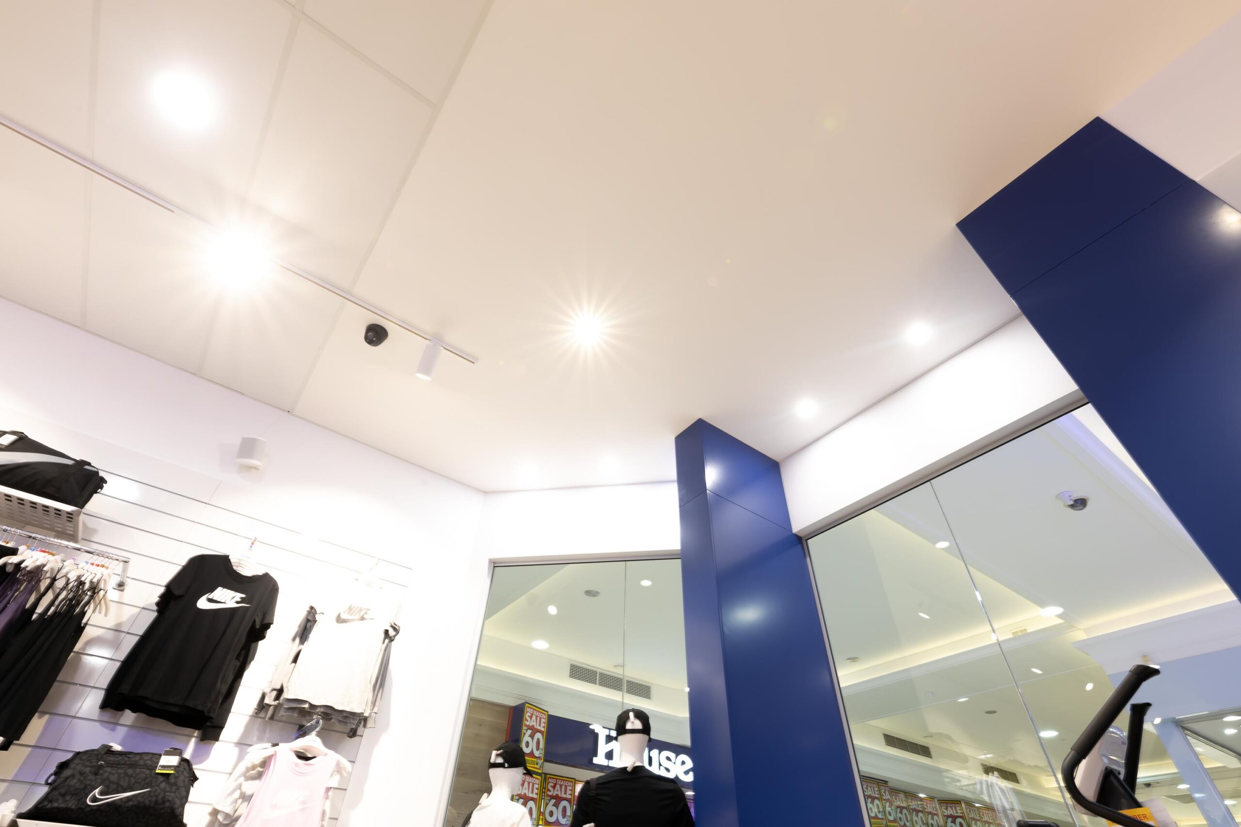 Intersport lacoste deals
